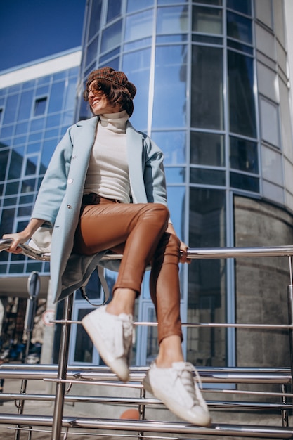 Modne sneakersy które łączą styl z wygodą