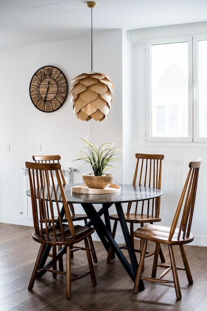 Ikea krzesła praktyczne i stylowe do każdego wnętrza