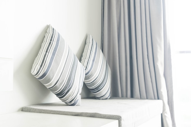 Zaslony Ikea – Styl i Funkcjonalność w Twoim Domu