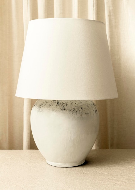 Lampa stołowa ceramiczna sprawdzone stylowe rozwiązanie