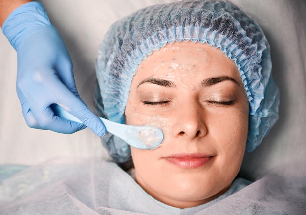 Neboa peeling kwasowy skuteczna metoda odmładzania skóry