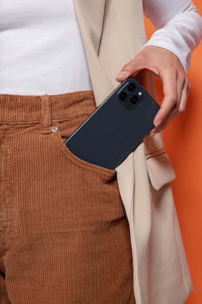 Modne etui na telefon które łączy styl i ochronę